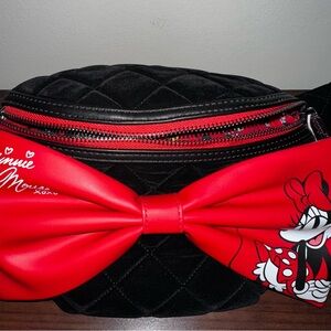 Disney Minnie Mouse Fanny Pack / Belt Bag Loungefly: NWT